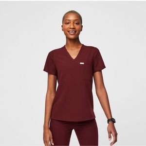 Figs Caterina One pocket scrub top
